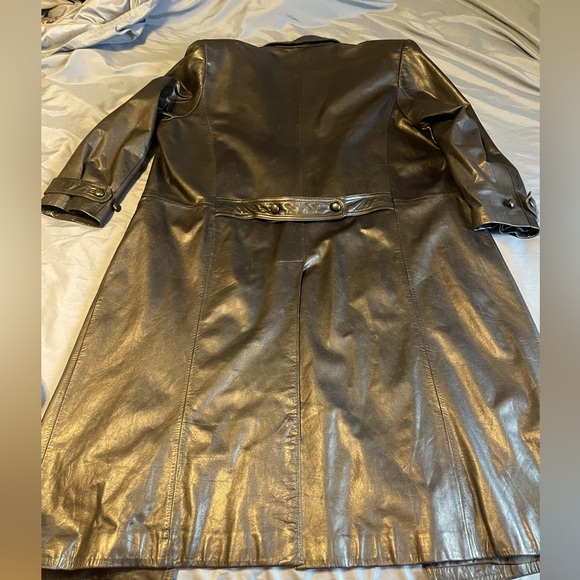 EUC Vintage Hunt Club 100% leather women’s full length coat - Picture 6 of 12